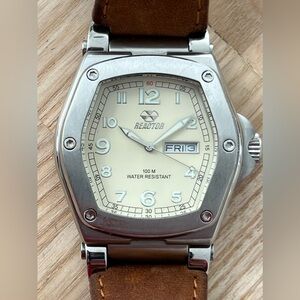 Reactor Alpha-22 Rare Luxury Watch Stainless Case Leather Strap Yellowish Dial